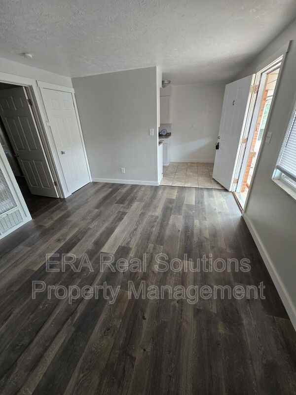 2878 Perdue Ave #C - Photo 4 of 17