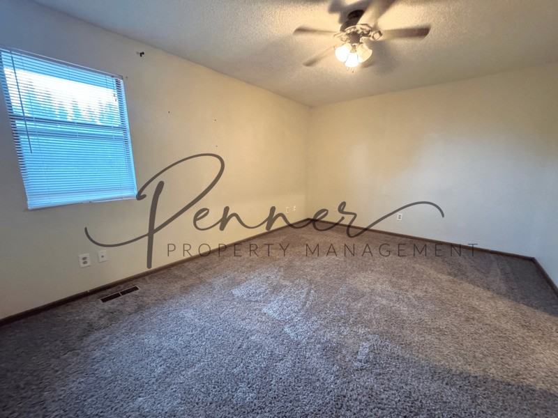 814 Nw 36th Street Ter - Photo 7 of 10