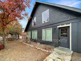 5600 N Pierce Park Ln - Photo 1 of 1