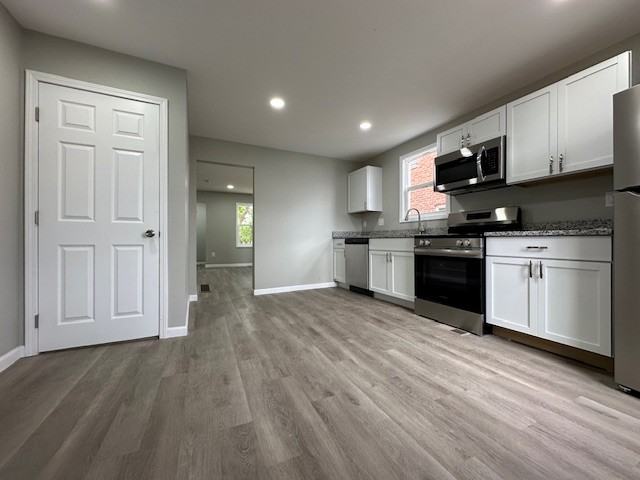 750 S Harris Ave - Photo 2 of 13