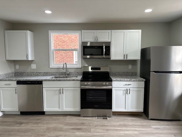 750 S Harris Ave - Photo 3 of 13