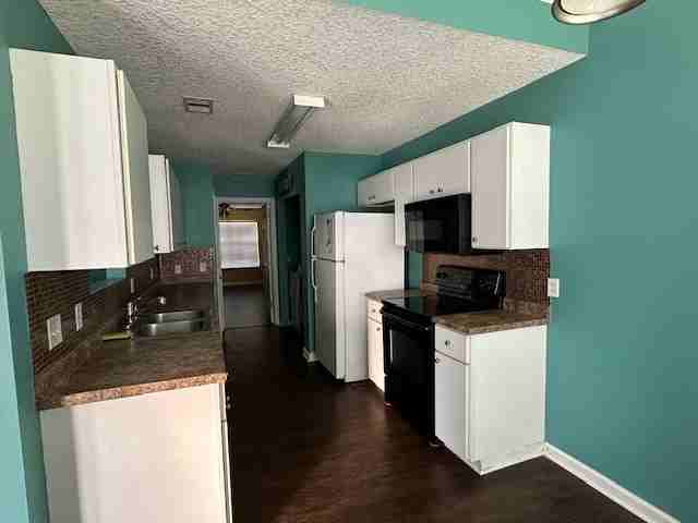 7002 White Pine Ave - Photo 3 of 16