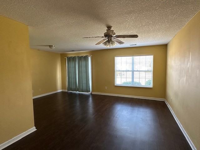 7002 White Pine Ave - Photo 6 of 16