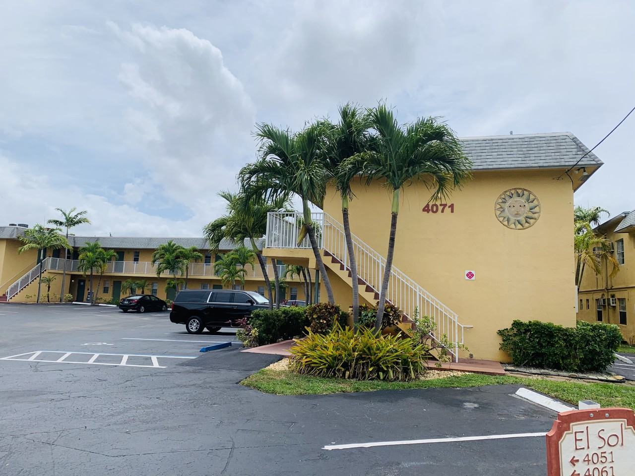 4071 N Dixie Hwy - Photo 3 of 6