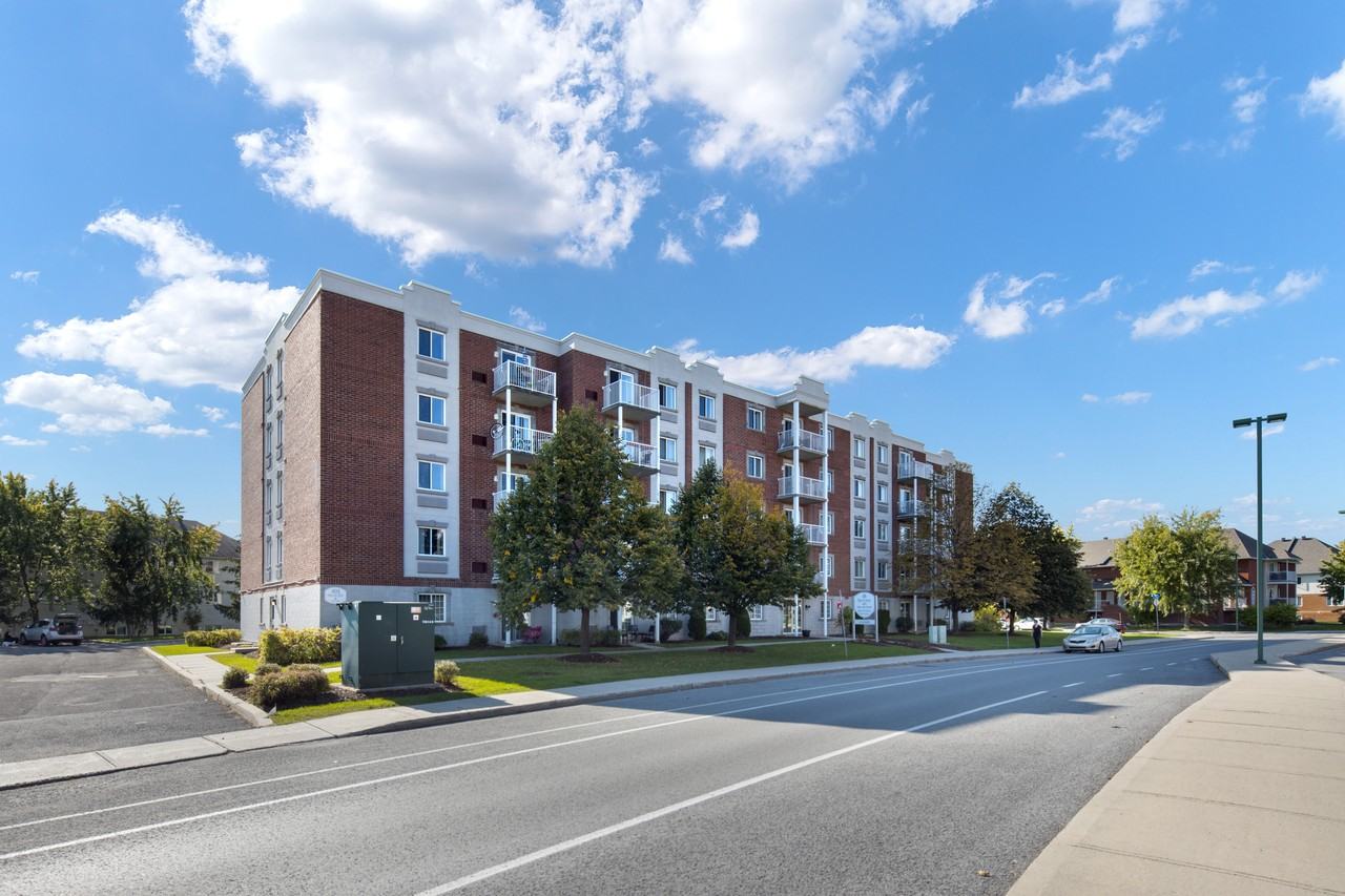 Château des Grives - Photo 3 of 24