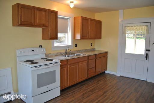 1514 E Winter Rd - Photo 3 of 17