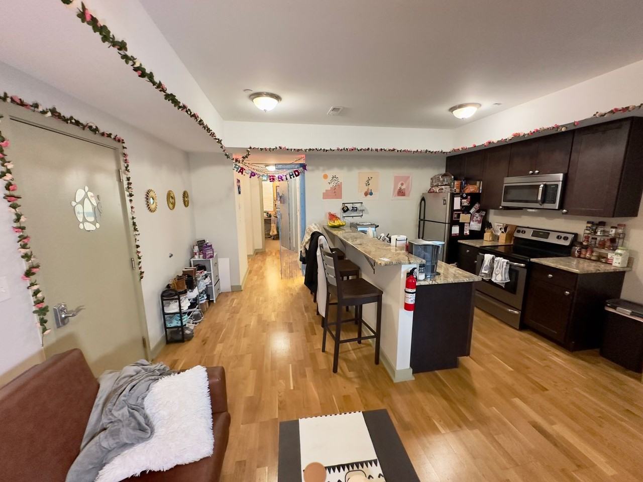 1432 N. Carlisle - Photo 3 of 50