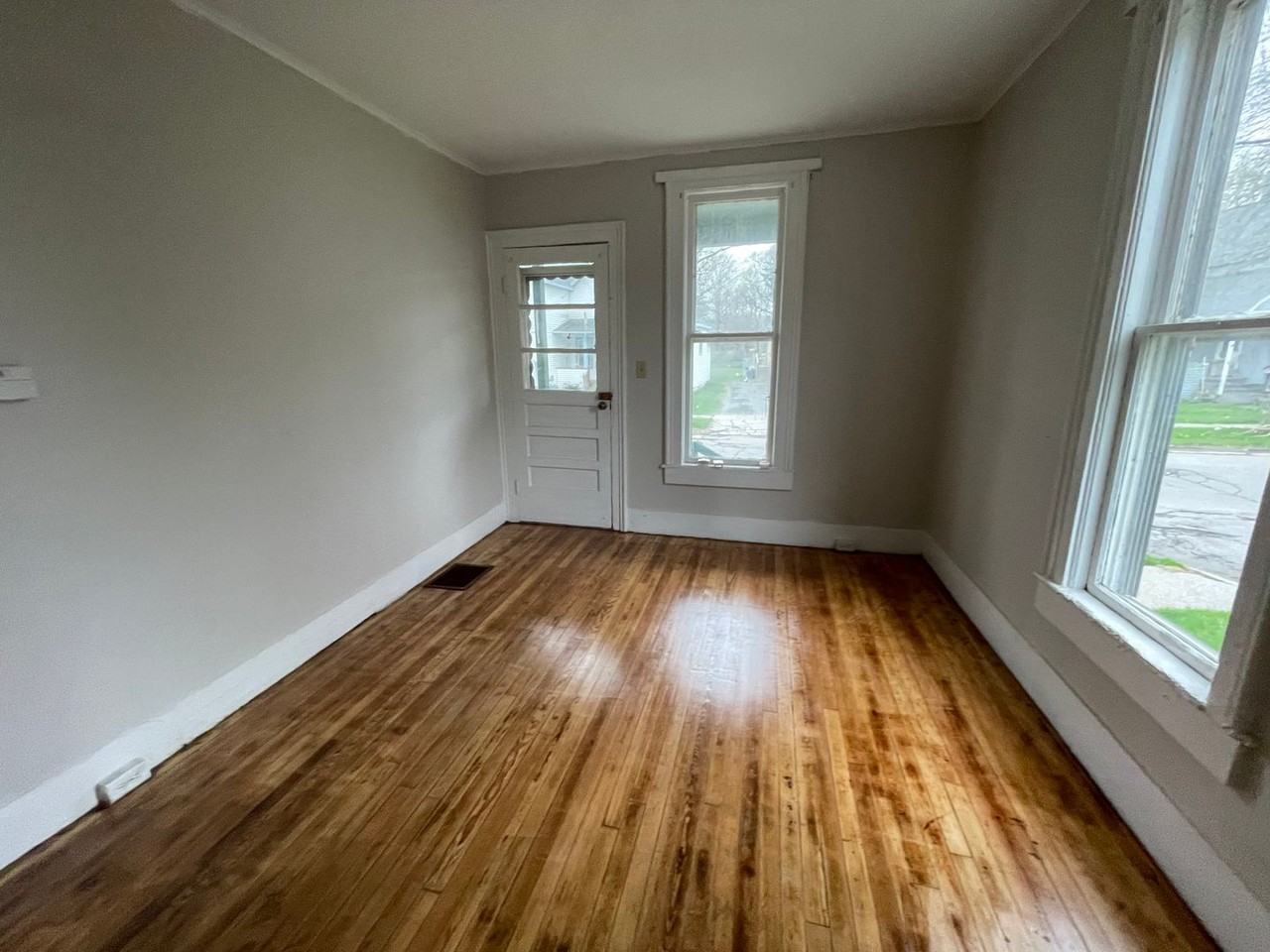 34-36 Arthur Ave - Photo 3 of 5