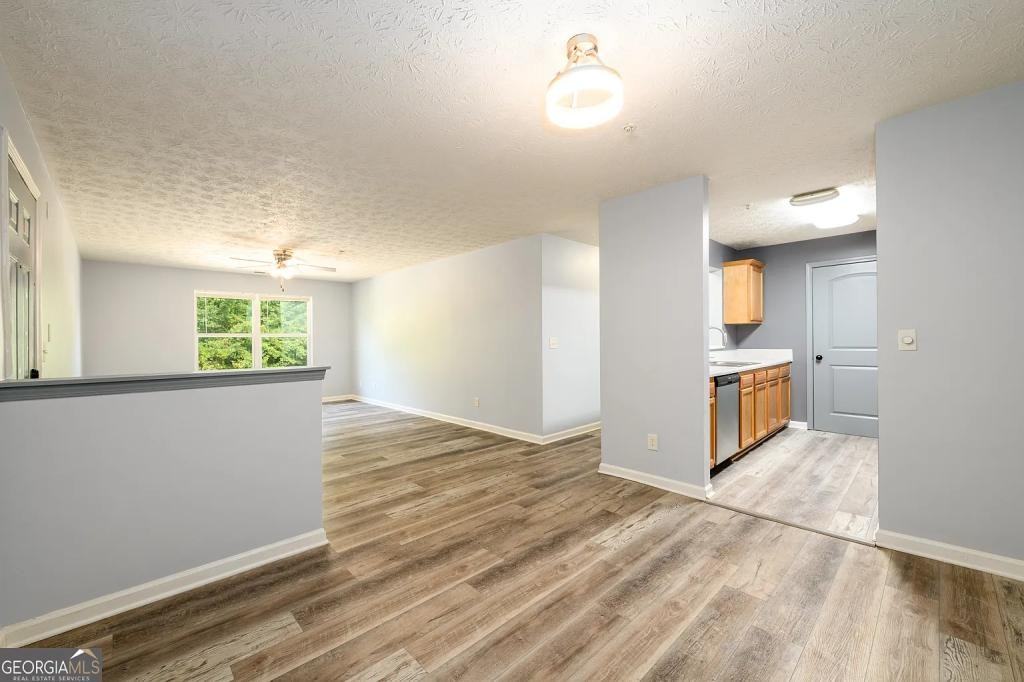 6301 Fairington Village Dr - Photo 7 of 12