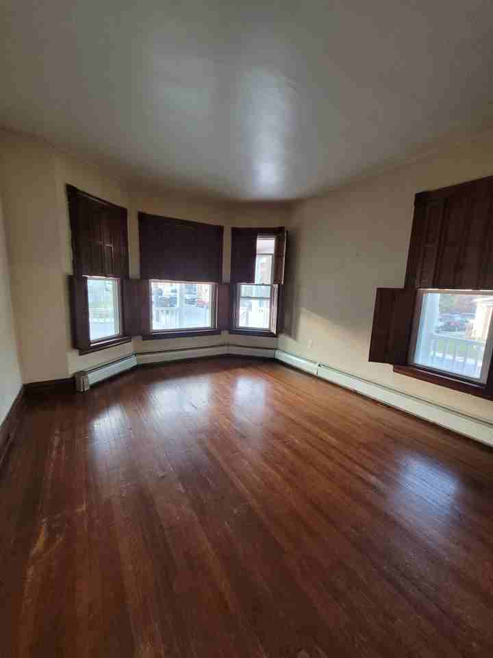 227 Pleasant Street #1 - Photo 7 of 10