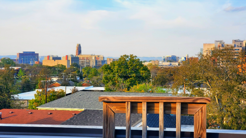 2001 Convent Pl - Photo 3 of 28