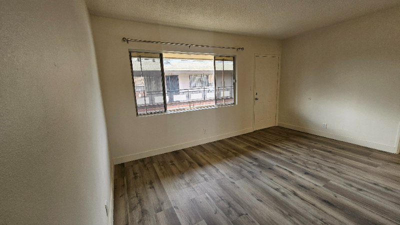 1650 W 226th St #5 - Photo 2 of 12