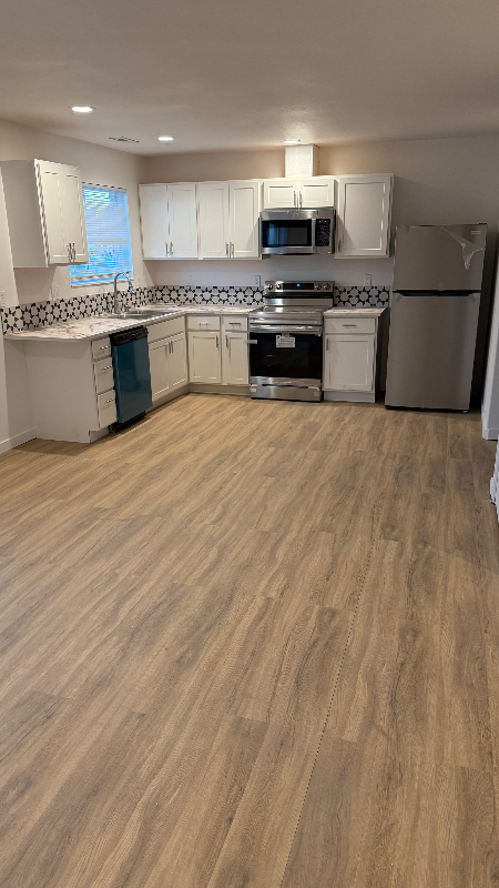 2637 W Marina Dr - Photo 3 of 17