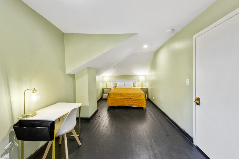 115 Nippersink Rd #307 - Photo 3 of 6