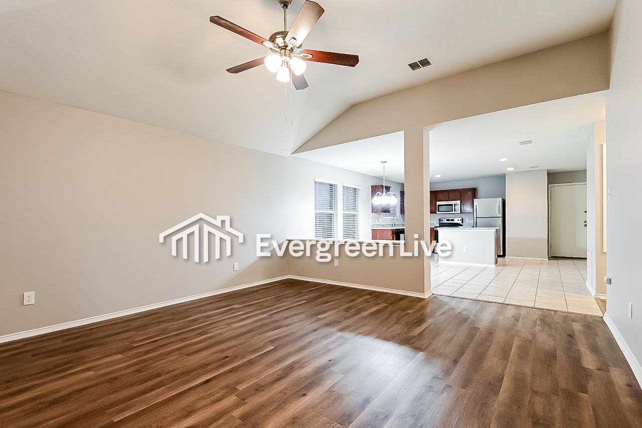 6624 Jollyn Ct - Photo 3 of 20