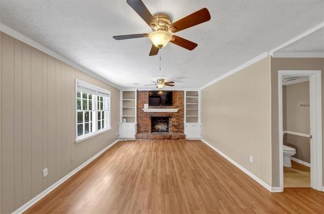 Casa Loma Dr & Georgian Woods Cir #2B - Photo 2 of 27