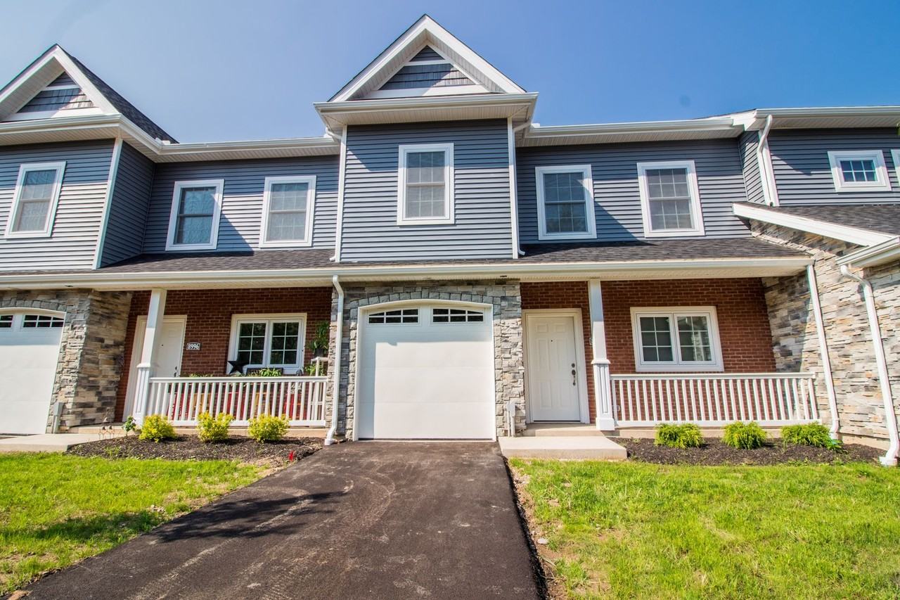 Waterford Townhomes LLC - Photo 6 of 15