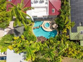 featured image of 4818 Kahala Ave