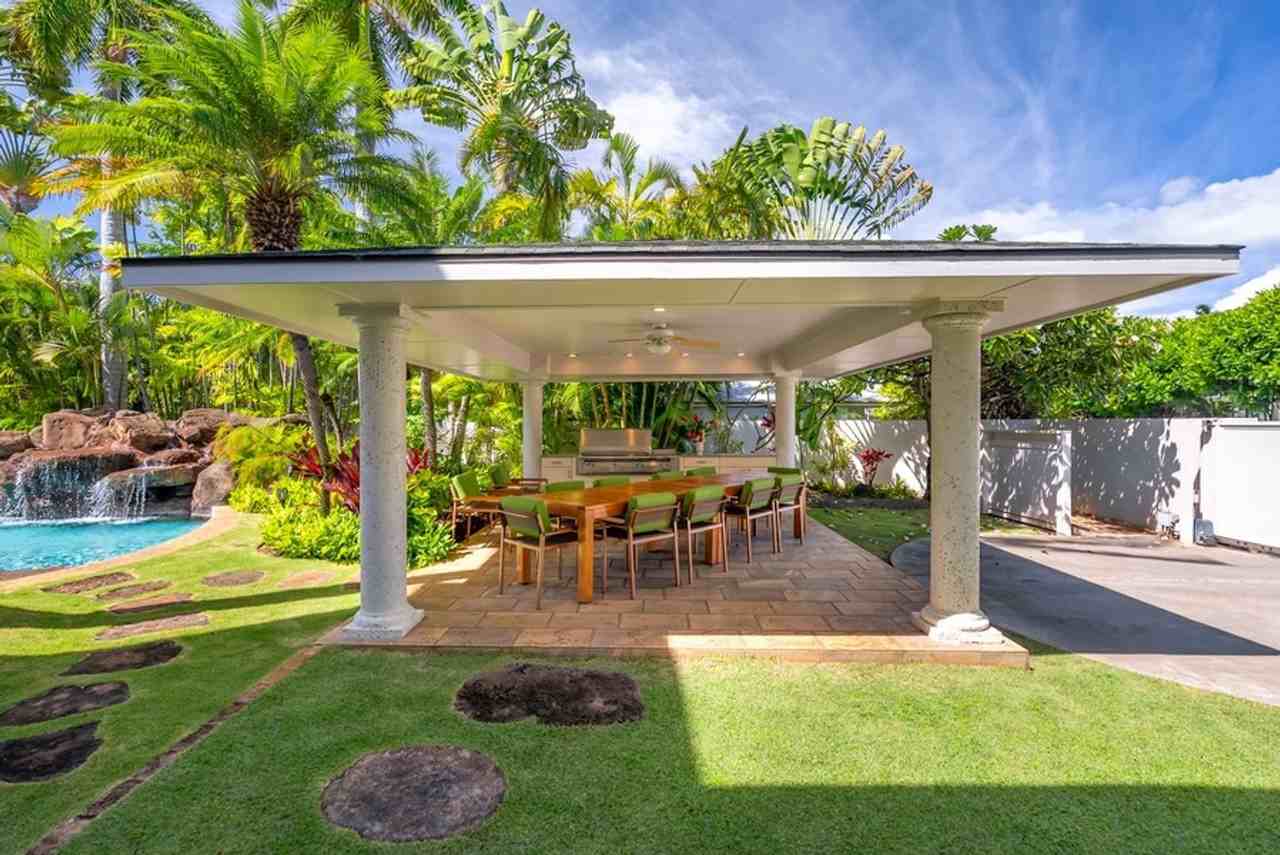 4818 Kahala Ave - Photo 5 of 50