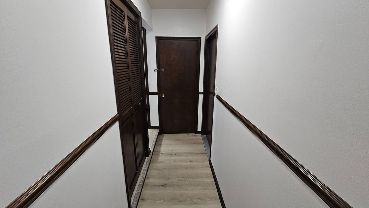 6805 Fredmoor Dr - Photo 2 of 22