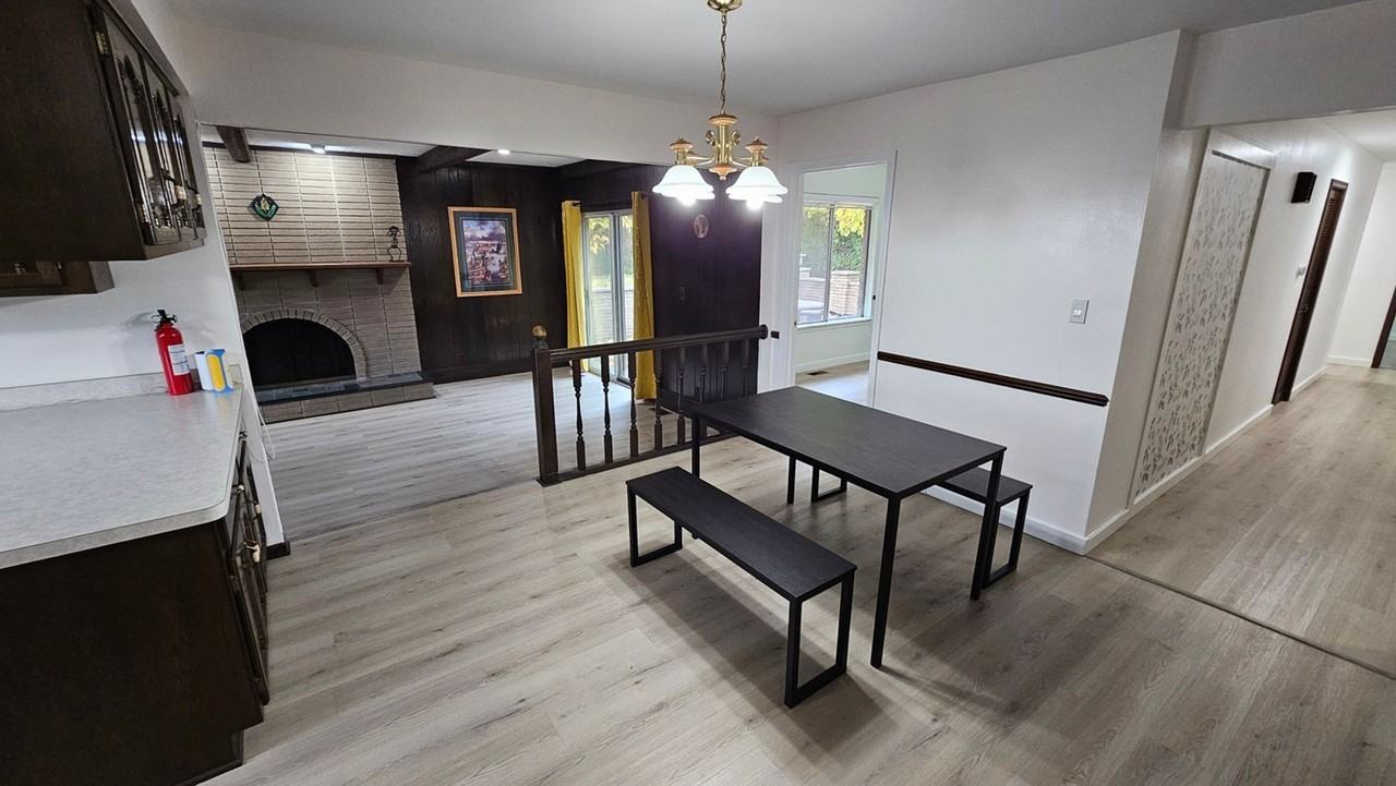 6805 Fredmoor Dr - Photo 4 of 22