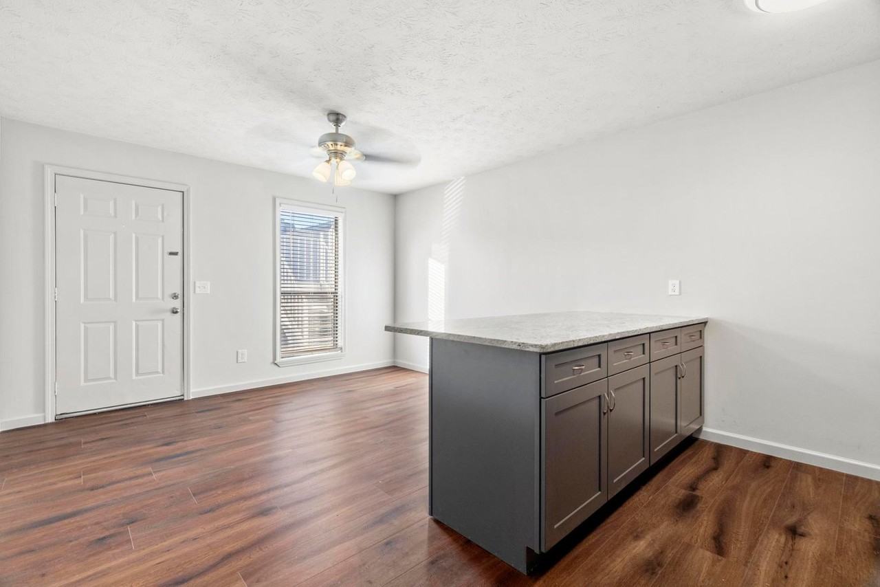 Walker II - Photo 7 of 8