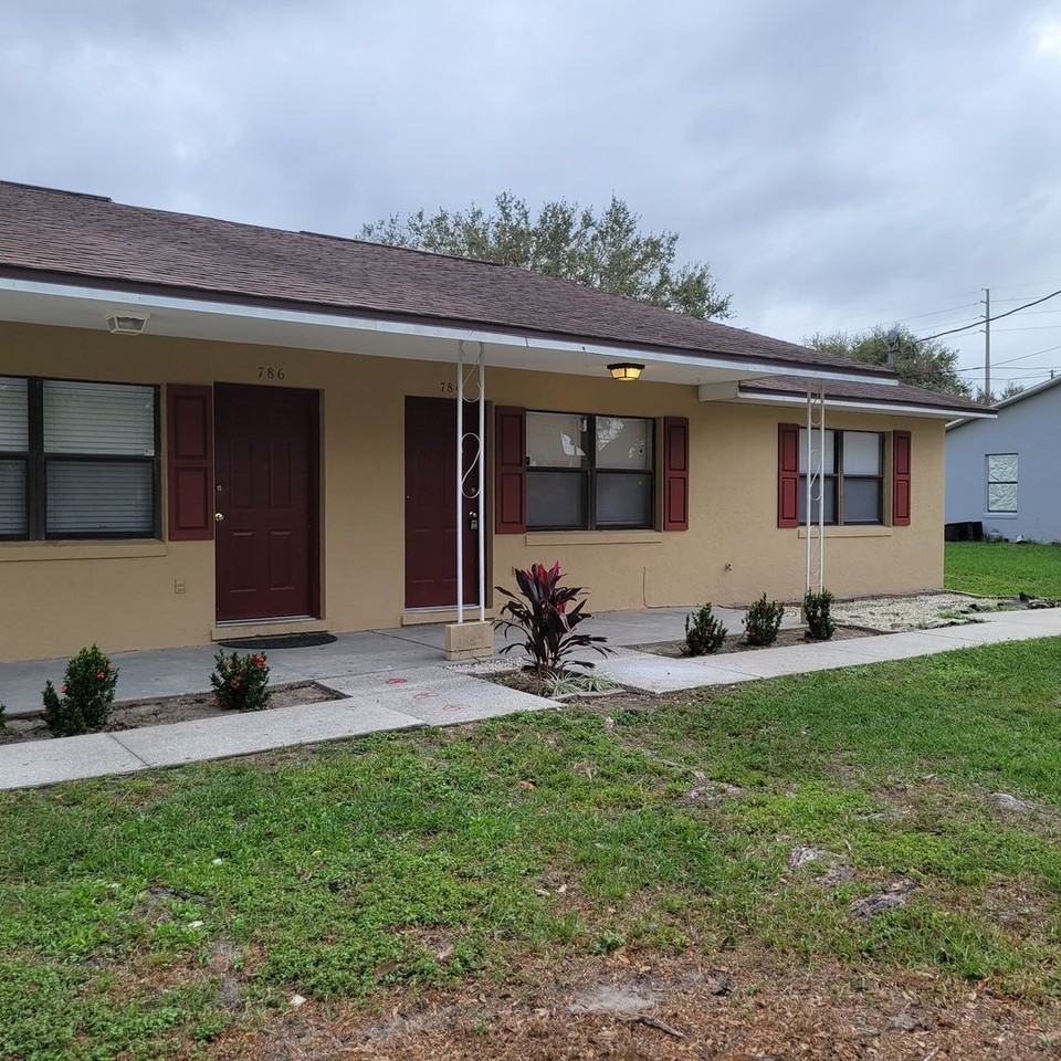 784 E Anderson Rd - Photo 2 of 25