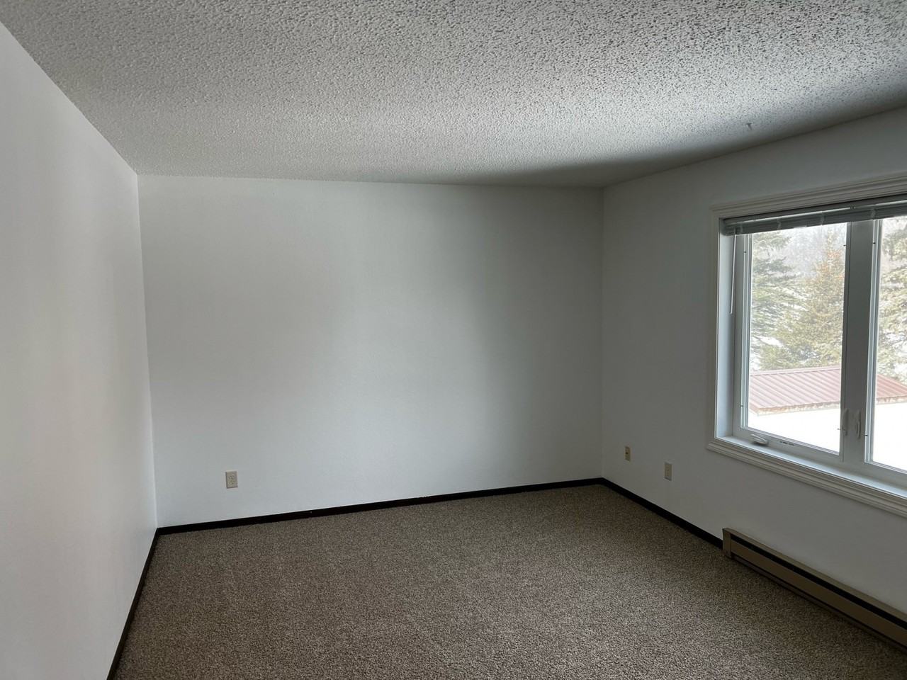 Morning Sun Apartments - Photo 6 of 6