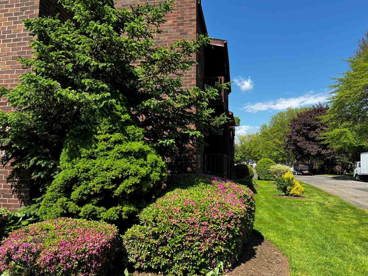 235 Henry Ave #32C - Photo 4 of 17