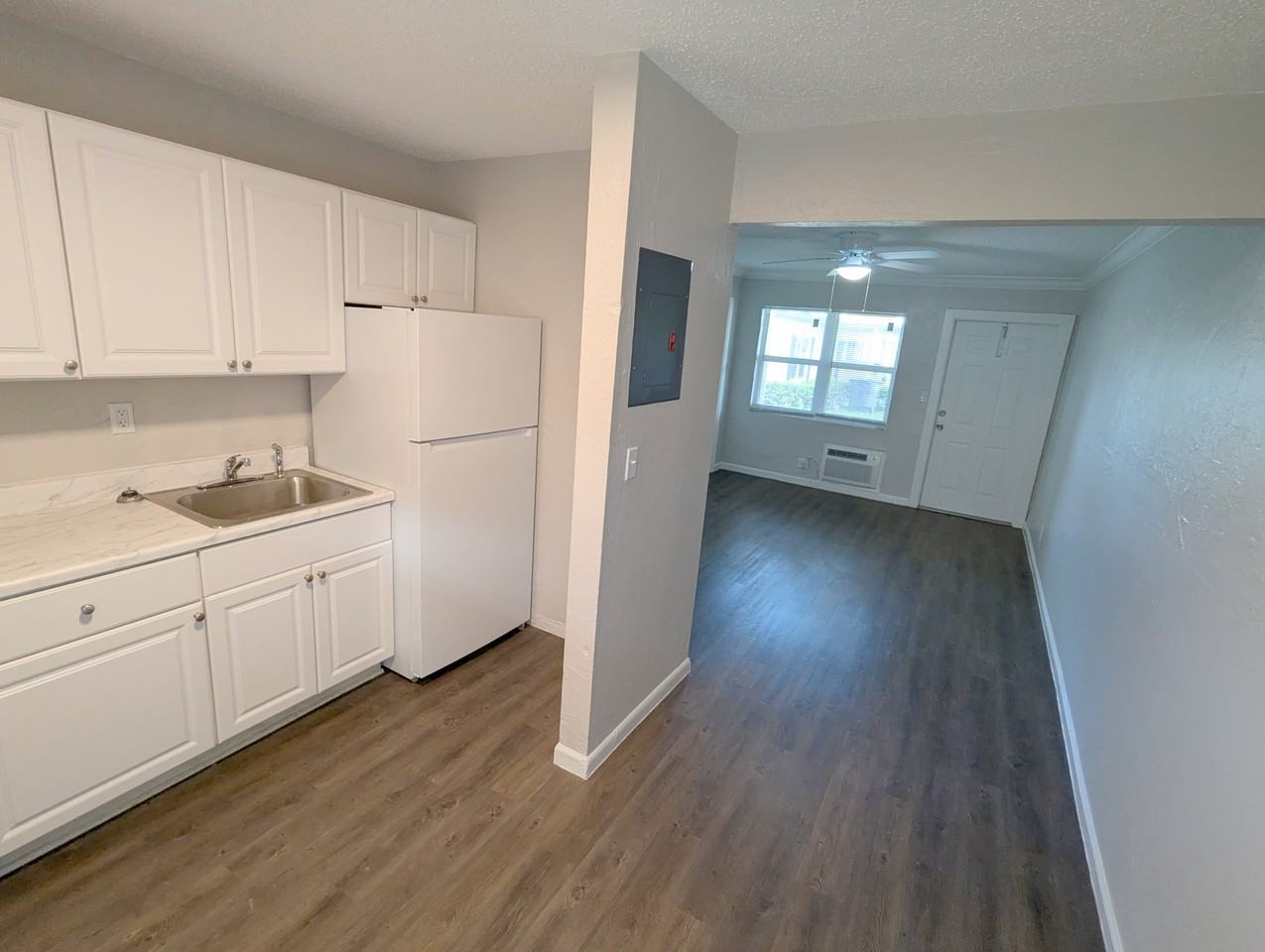 421 Revere Rd #423 - Photo 6 of 18