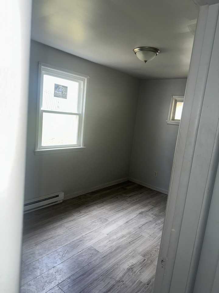 311 Strode Ave #A - Photo 3 of 8
