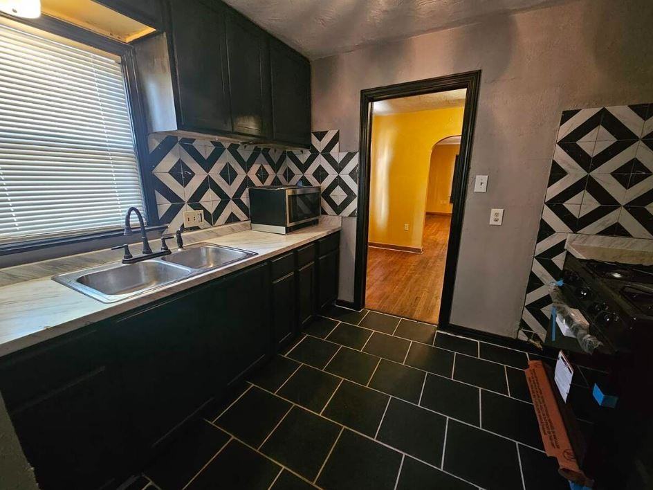 2120 Nw Lake Ave #NA - Photo 3 of 14