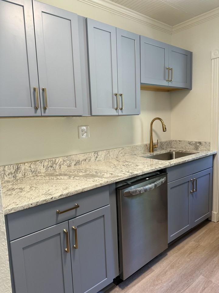 103 Gordon St #A - Photo 6 of 16