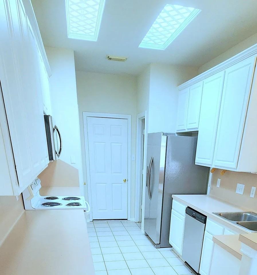 2 Peach Ridge Place - Photo 3 of 30