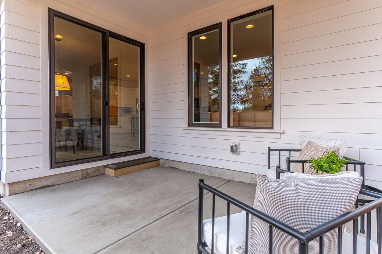 61661 Woodriver Dr #NA - Photo 4 of 33