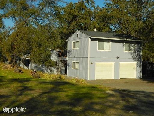 620 Lozanos Rd - Photo 3 of 15
