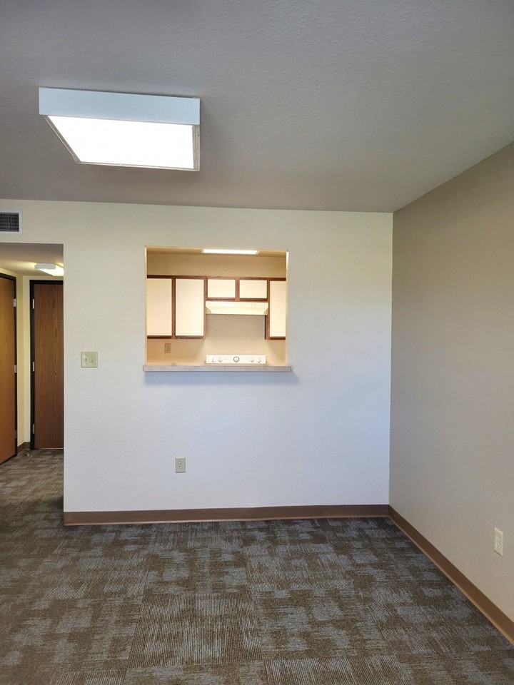 Oak Haven - Photo 4 of 13