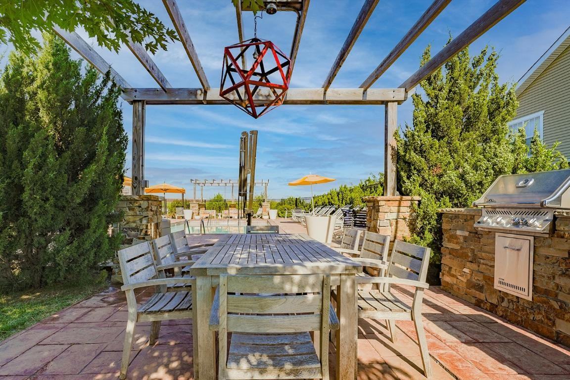 Lodge at Heritage Lakes - Photo 4 of 28