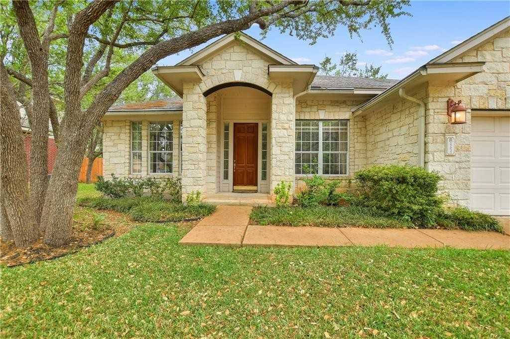 17037 Conway Springs Ct - Photo 3 of 8