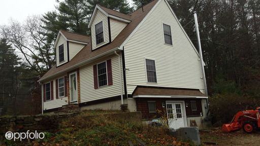 89 Manchaug St - Photo 2 of 17