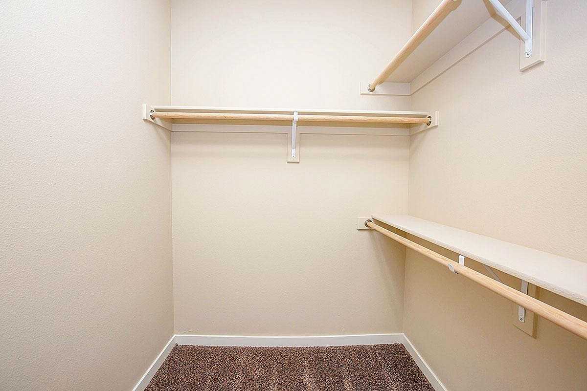 11 West | Student Housing - Photo 4 of 42