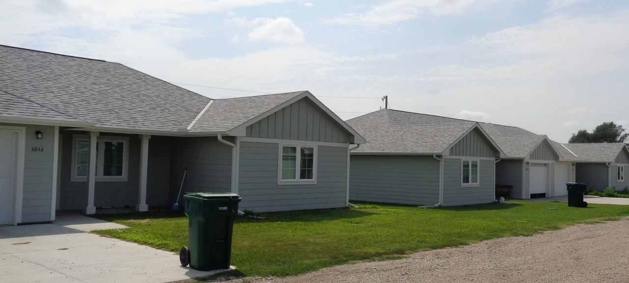 Pine Village - Photo 3 of 6