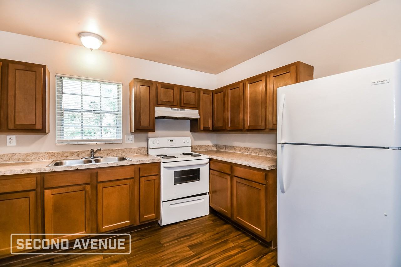 1123 Depaul Dr - Photo 6 of 26