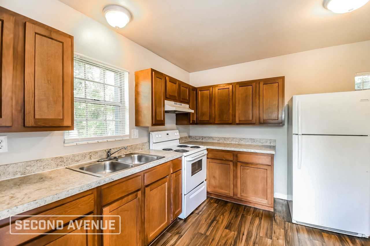 1123 Depaul Dr - Photo 4 of 26