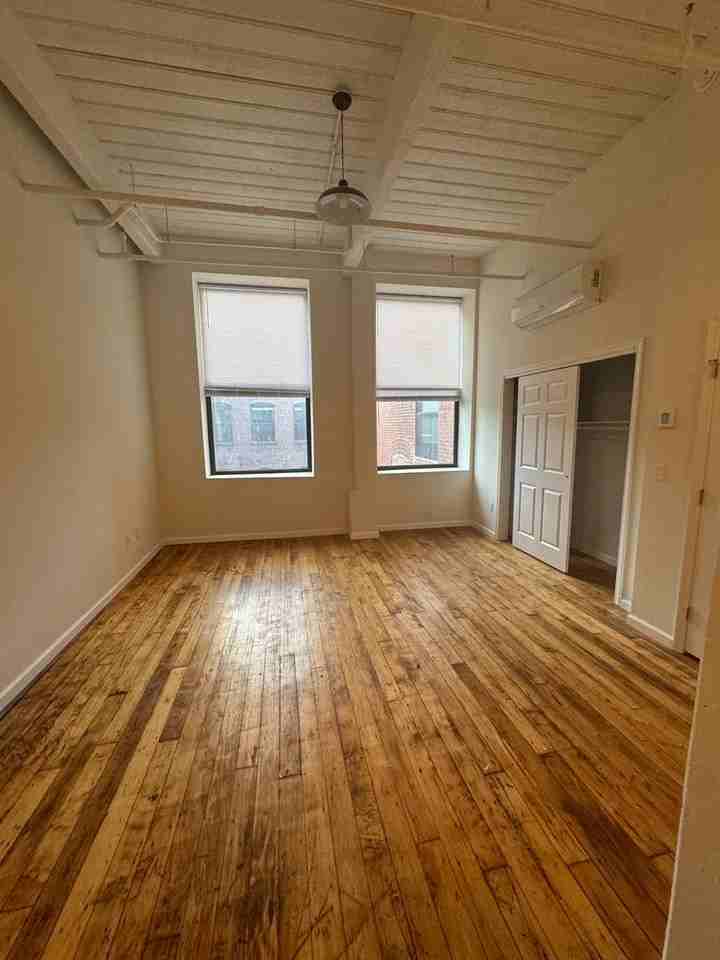 Bella Vista Ansonia - Photo 2 of 19