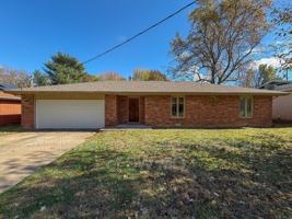 featured image of 1152 S Paula Ave