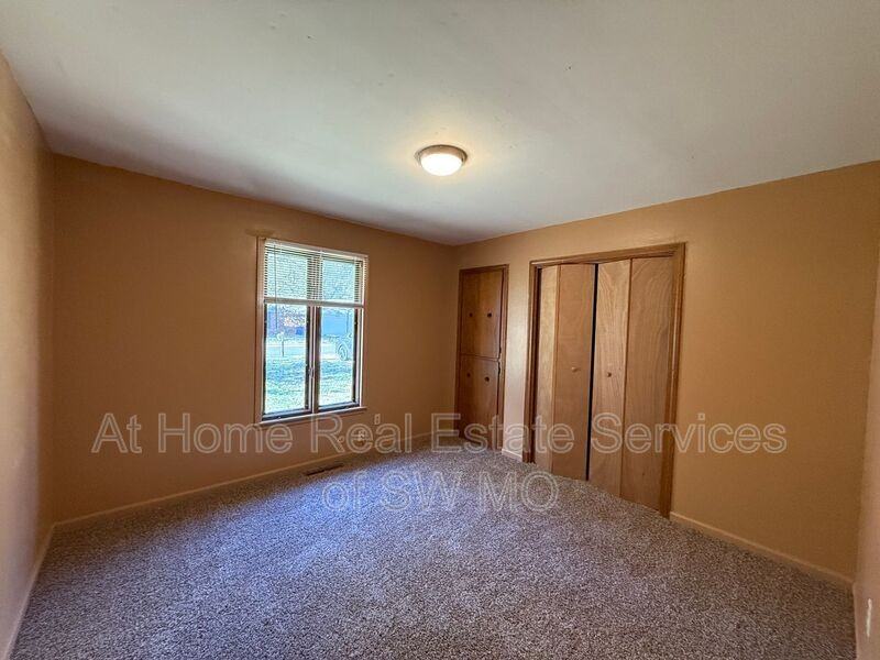 1152 S Paula Ave - Photo 6 of 11