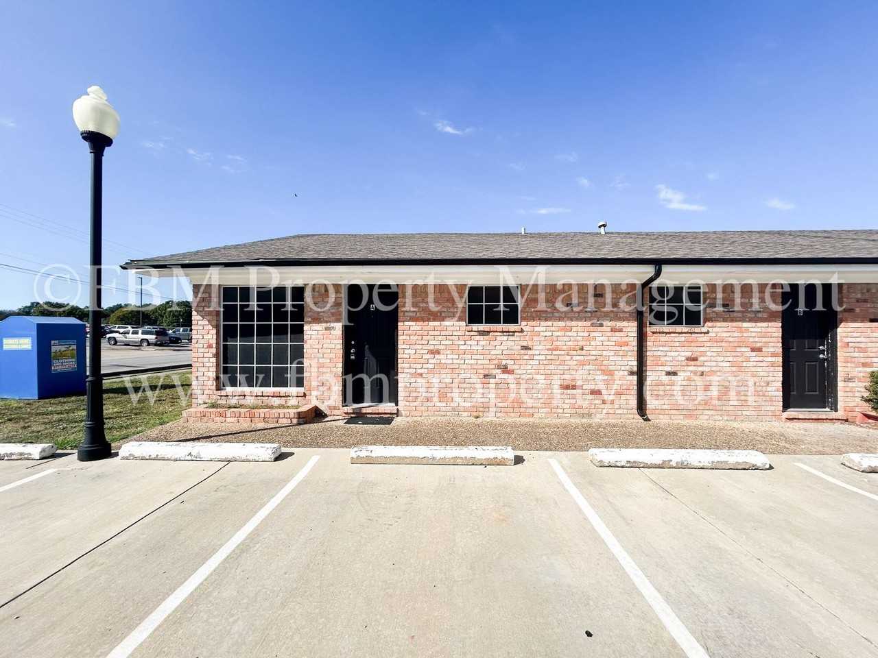 2107 Bowie Dr #A - Photo 2 of 21