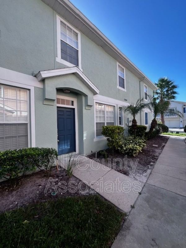 8341 Shallow Creek Ct - Photo 2 of 22