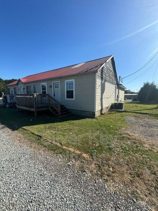 2335 Hwyn #9 - Photo 2 of 12